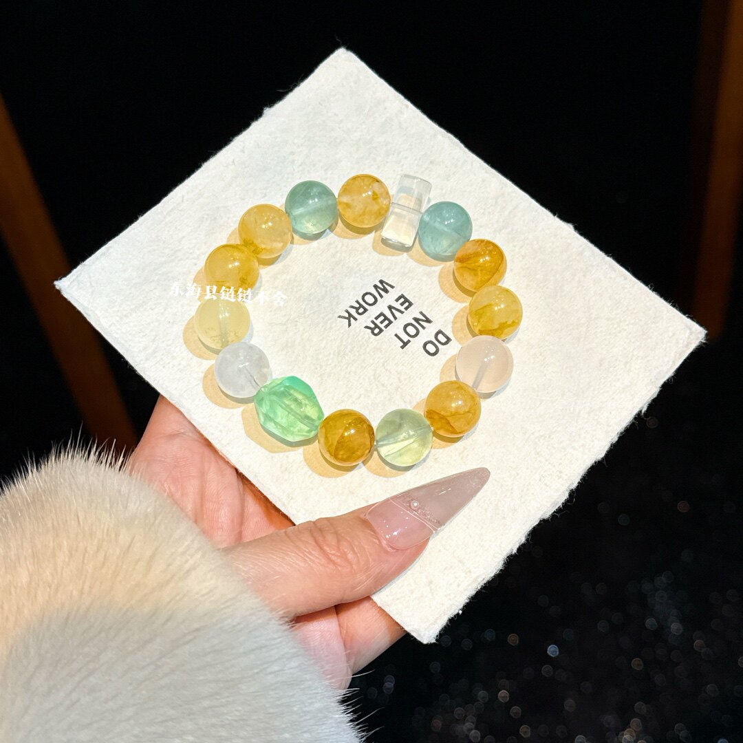 Nature's Art — Raw Clear Quartz Bracelet