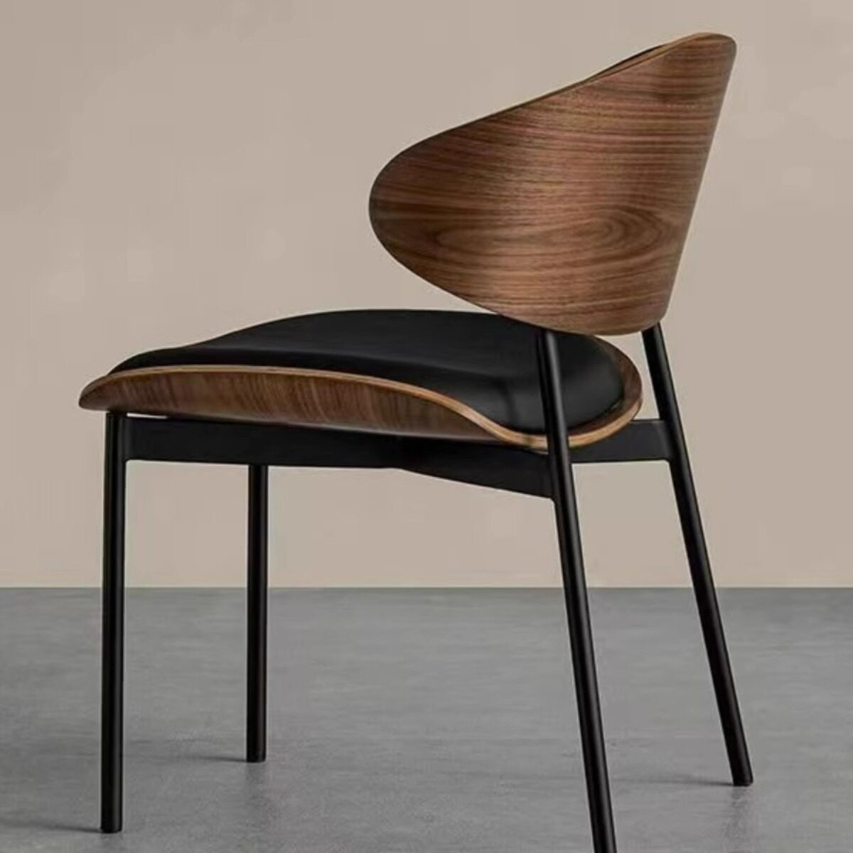 现代简约休闲餐椅家用高级感岛台椅原木轻奢意式咖啡厅会客洽谈椅