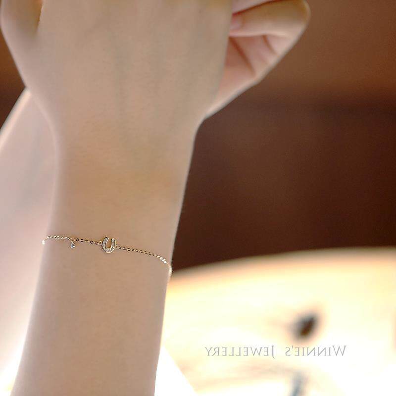 14K gold U-shaped lucky horseshoe bracelet