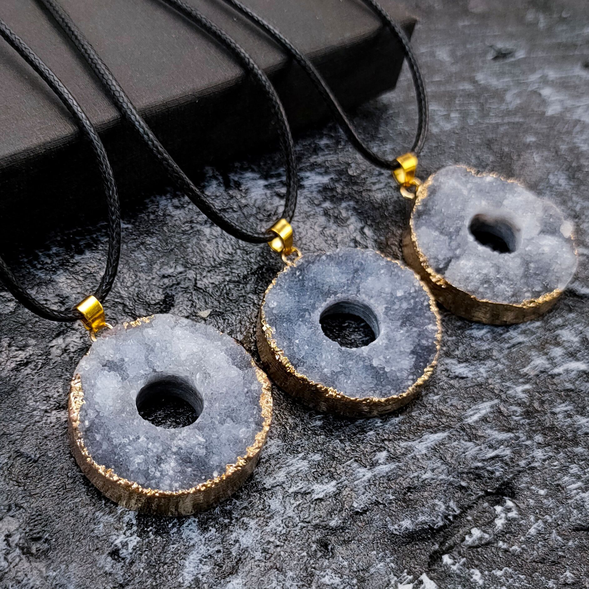 Natural Agate Geode Pendant Energy Stone Necklace, Wealth Attraction and Evil Protection Talisman