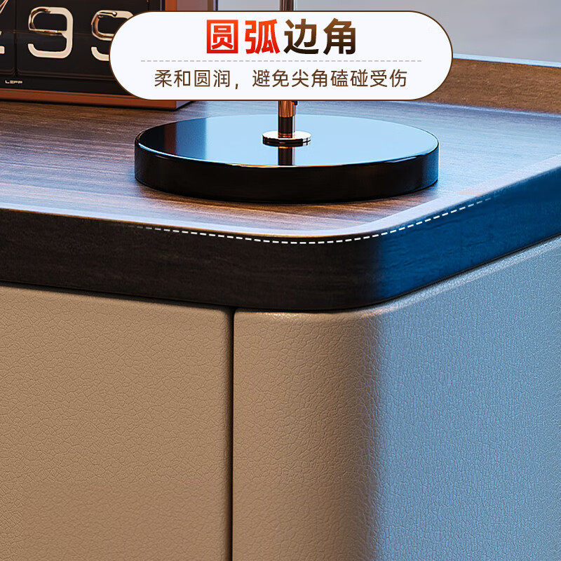 现代简约带锁智能床边柜意式极简实木收纳家用轻奢卧室床头柜
