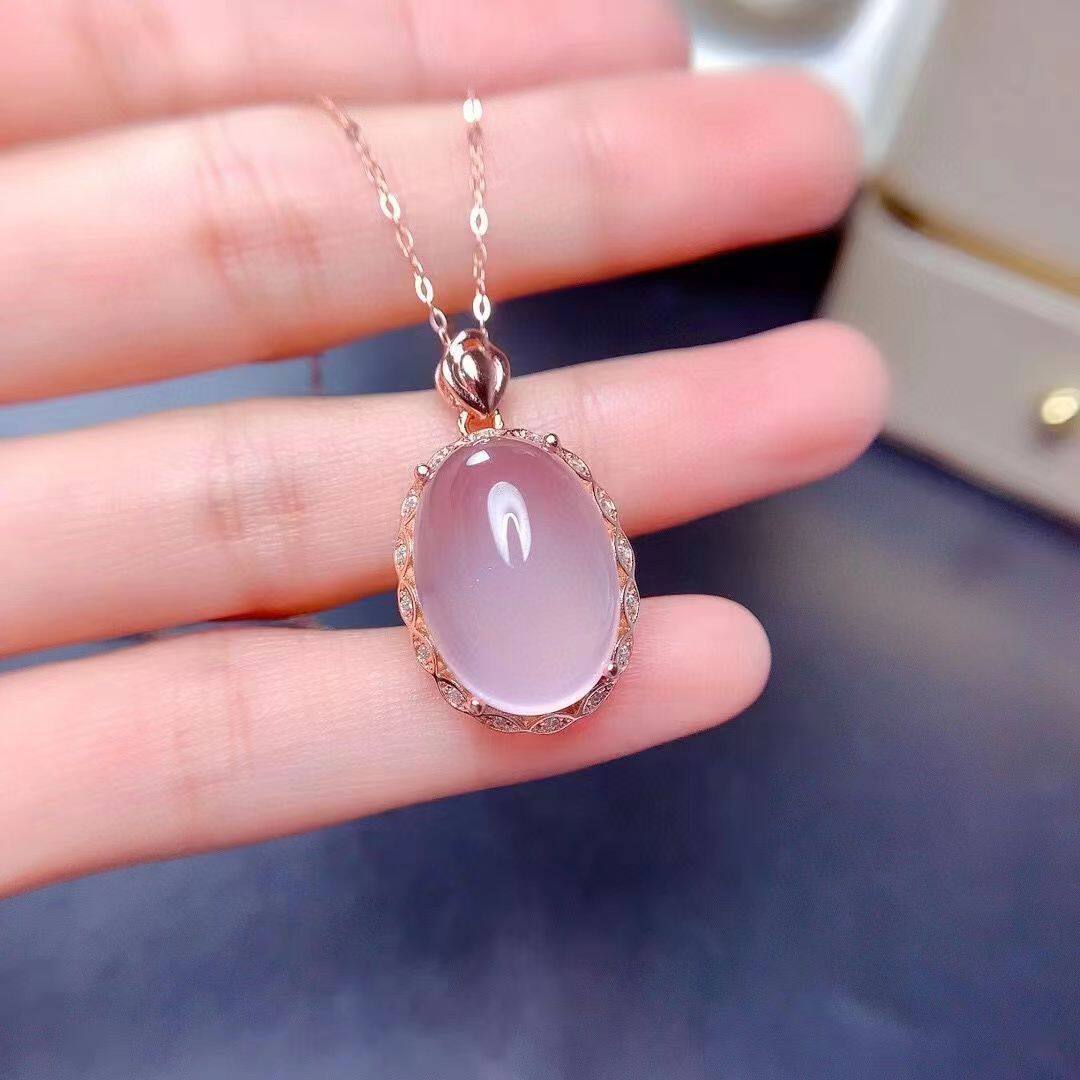 Rose Quartz 芙蓉 Rose Quartz Pendant