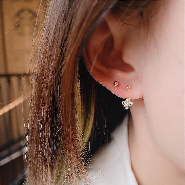 9K Gold cross flower screw stud earrings