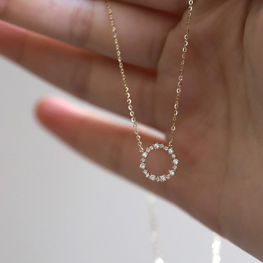 14K gold garland circle necklace