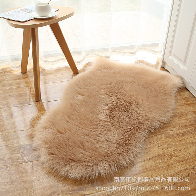 仿羊毛地毯不规则加厚装饰地垫茶几长毛绒客厅坐垫椅子垫毯跨境