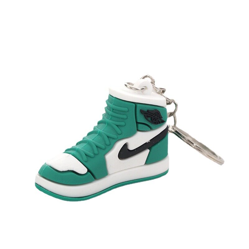 厂家直供创意球鞋钥匙扣挂件篮球鞋立体鞋模汽车钥匙链包挂件批发