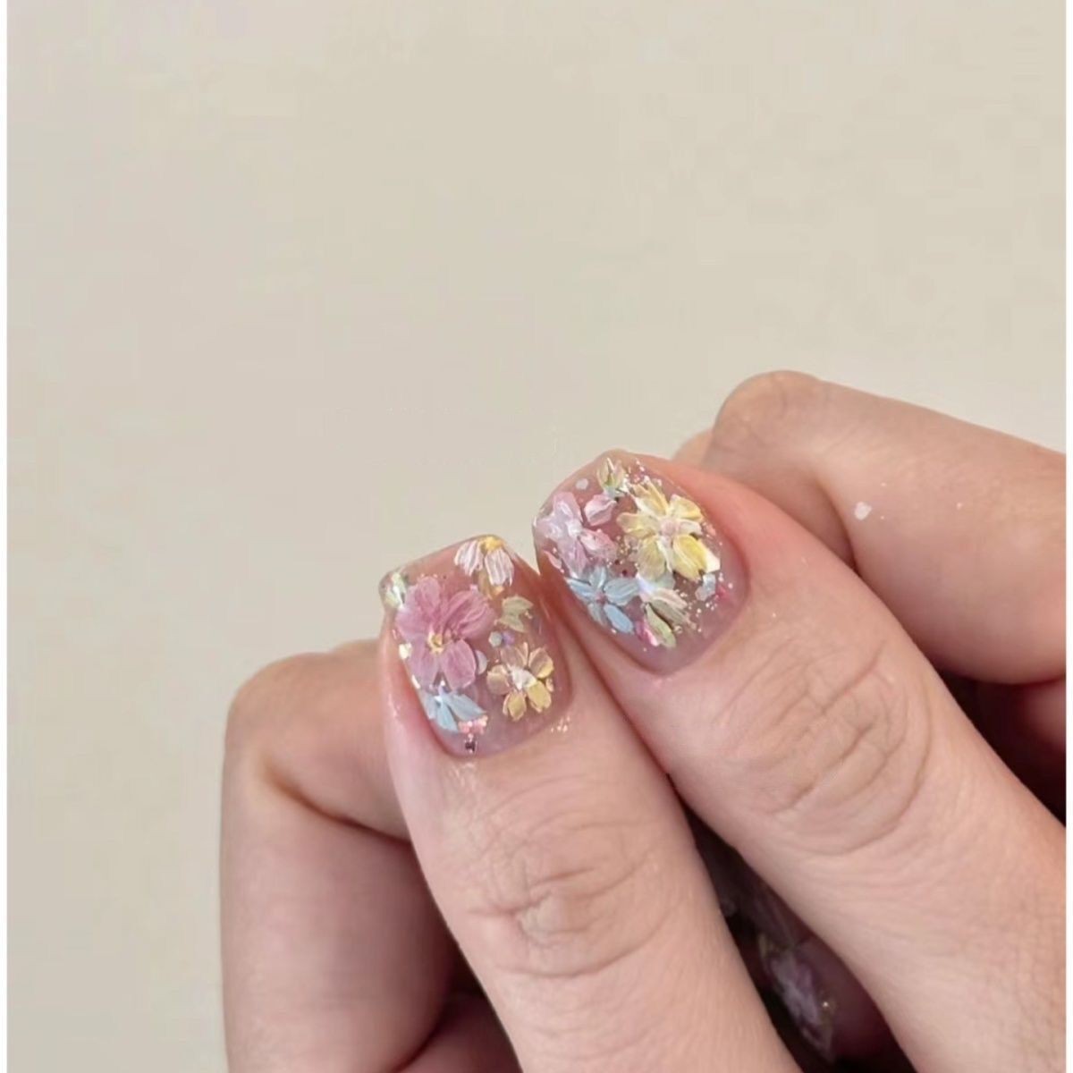 新款美甲春日缤纷小野花美甲浮雕贴纸浪漫油画清新简约可爱指甲贴