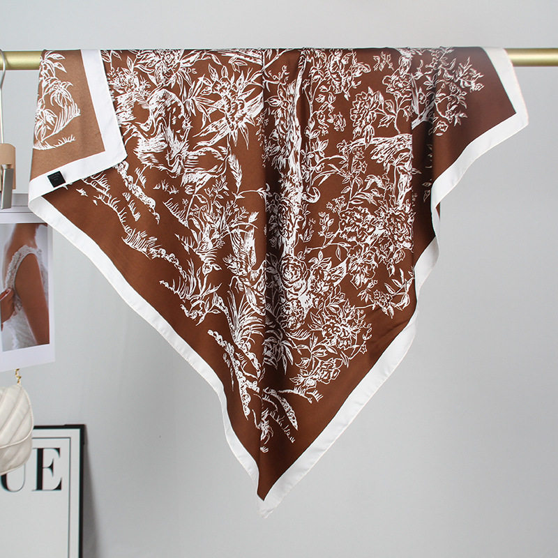 韩版腰果印花三角形丝巾女夏季氛围感穿搭头巾仿真丝时尚发带配饰