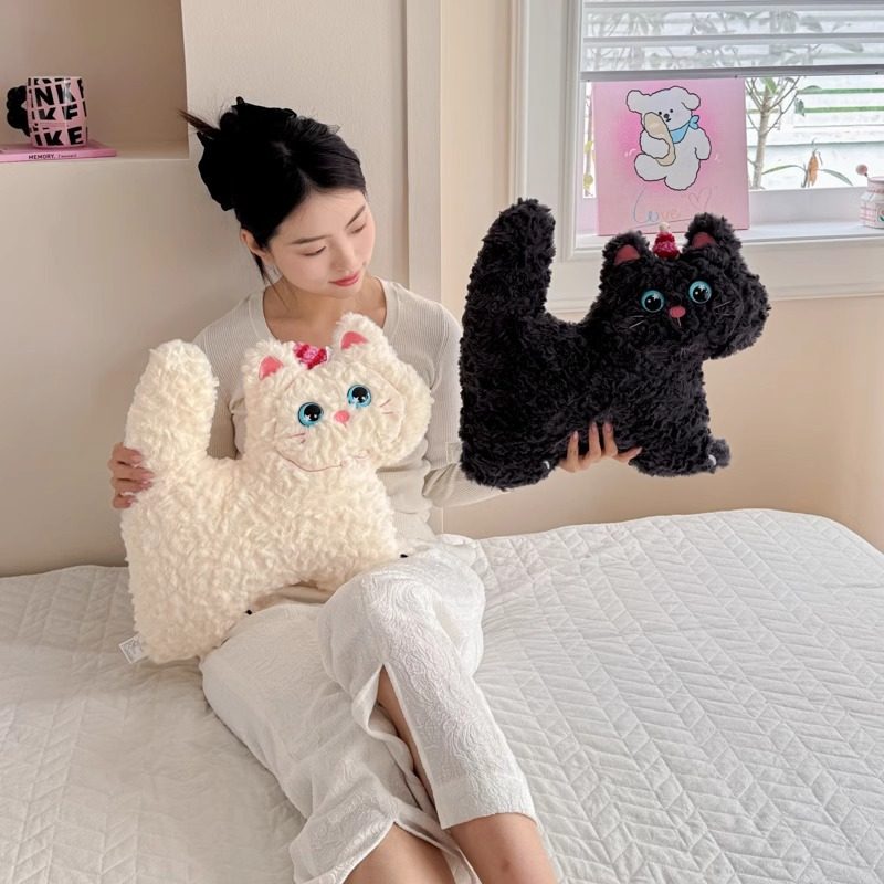 ins饼干猫抱枕沙发客厅可爱猫咪家居装饰枕头飘窗榻榻米靠枕靠垫