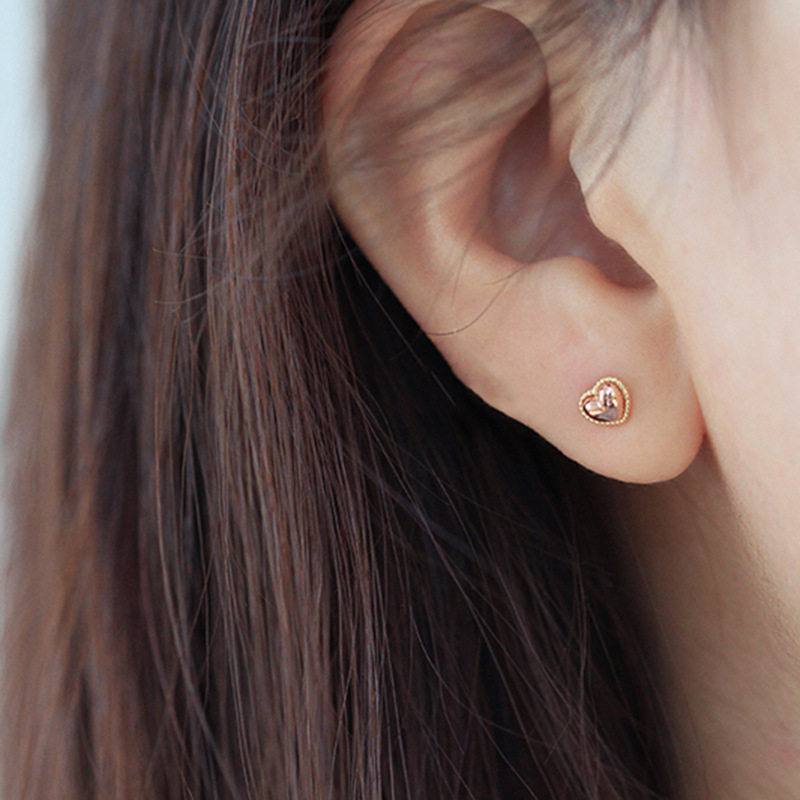 9K gold beaded heart-shaped stud earrings