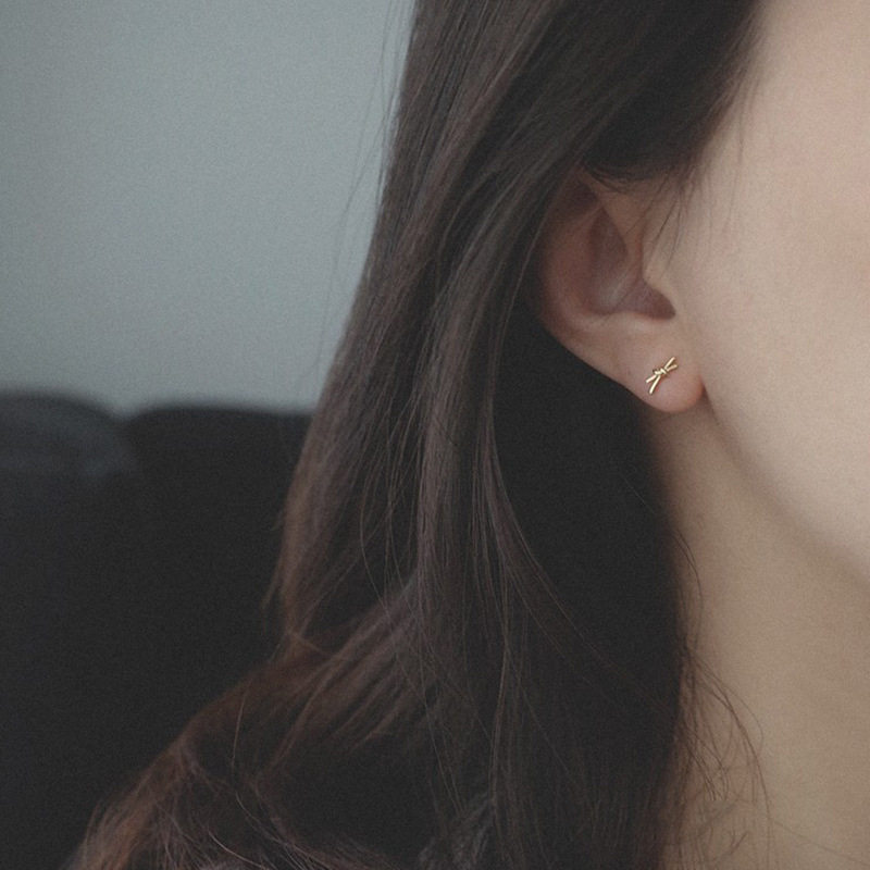 9K Gold Bowknot stud earrings