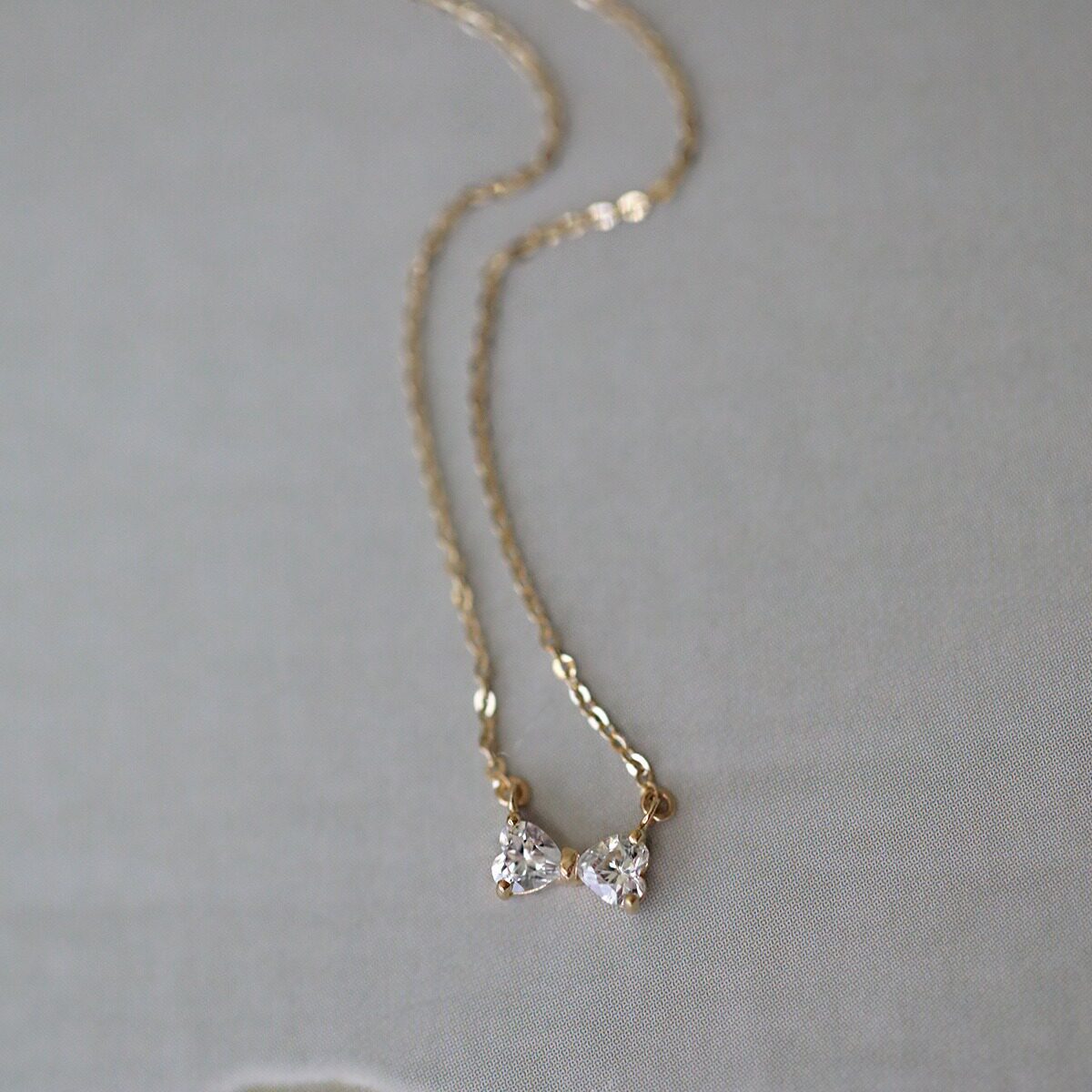 14K gold bow necklace