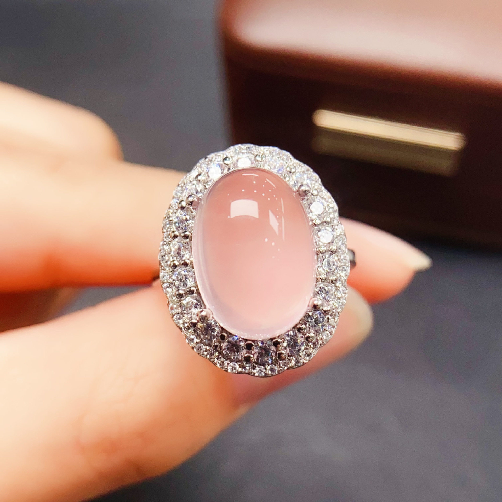 Rose Quartz Love Ring - 925 Sterling Silver Oval Stone Ring
