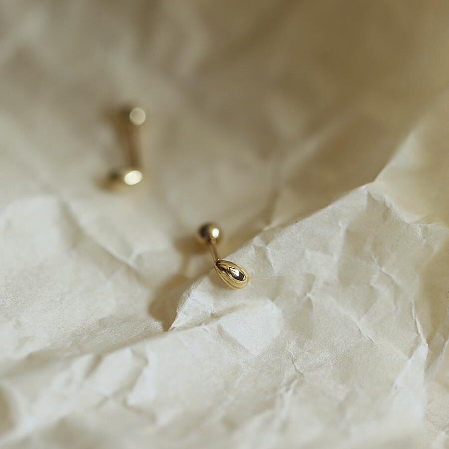 9K gold glossy three-dimensional water drop screw ear studs