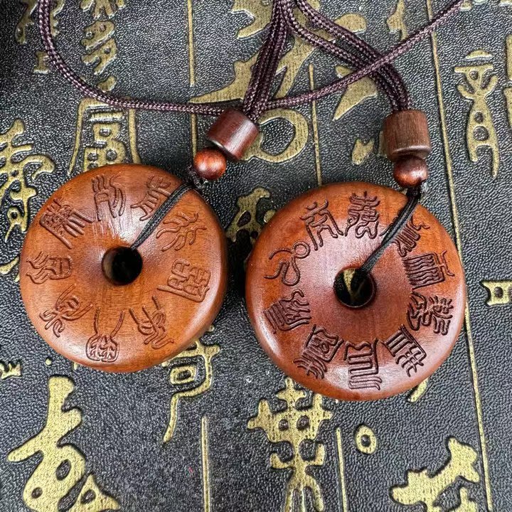 Thunderstruck Jujube Wood Safety Buckle, Natural Energy Infused, Wards Off Evil and Protects the Body.