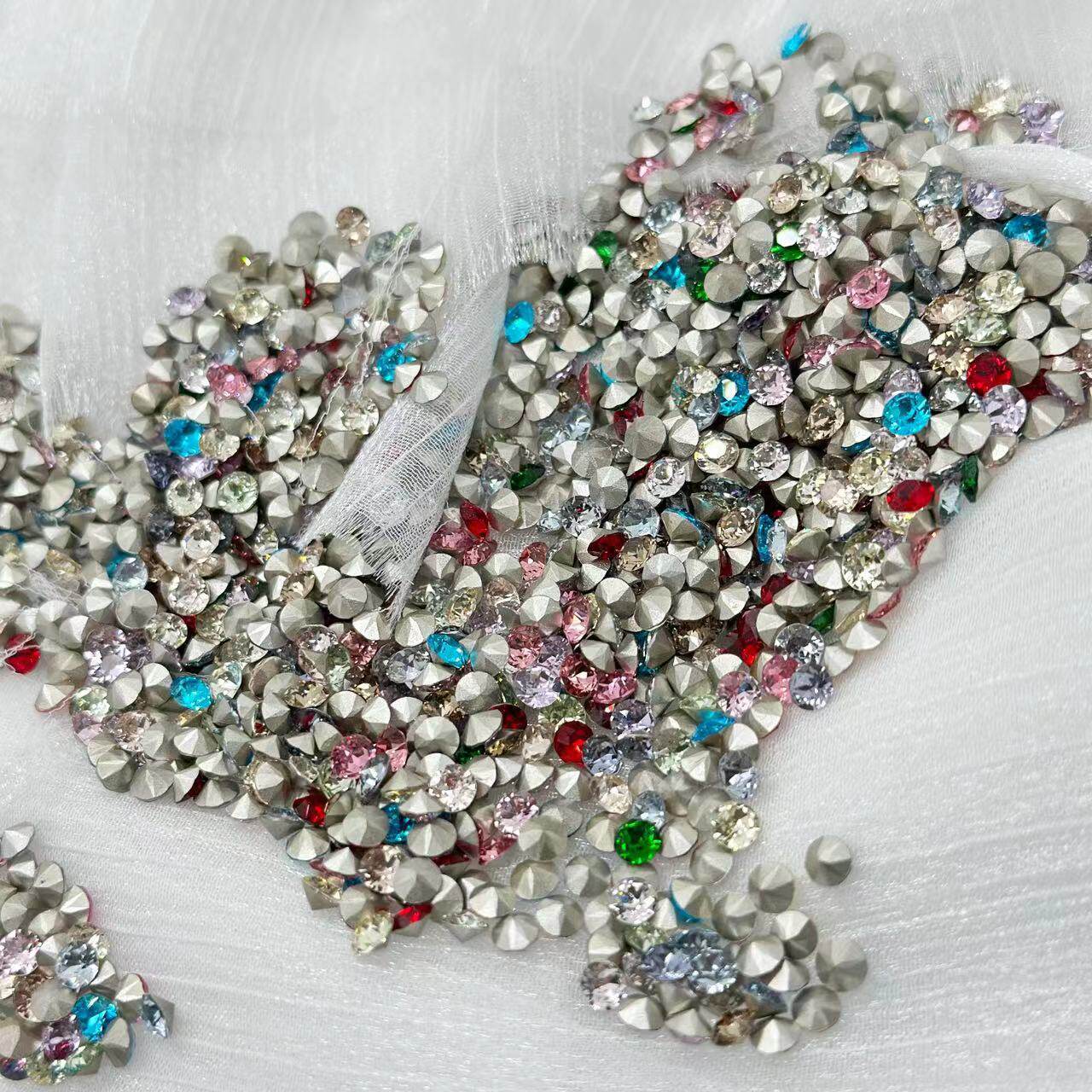 宝施奥莎华子同款1:1水钻 33切面圆形尖K9玻璃底钻 饰品美甲钻批