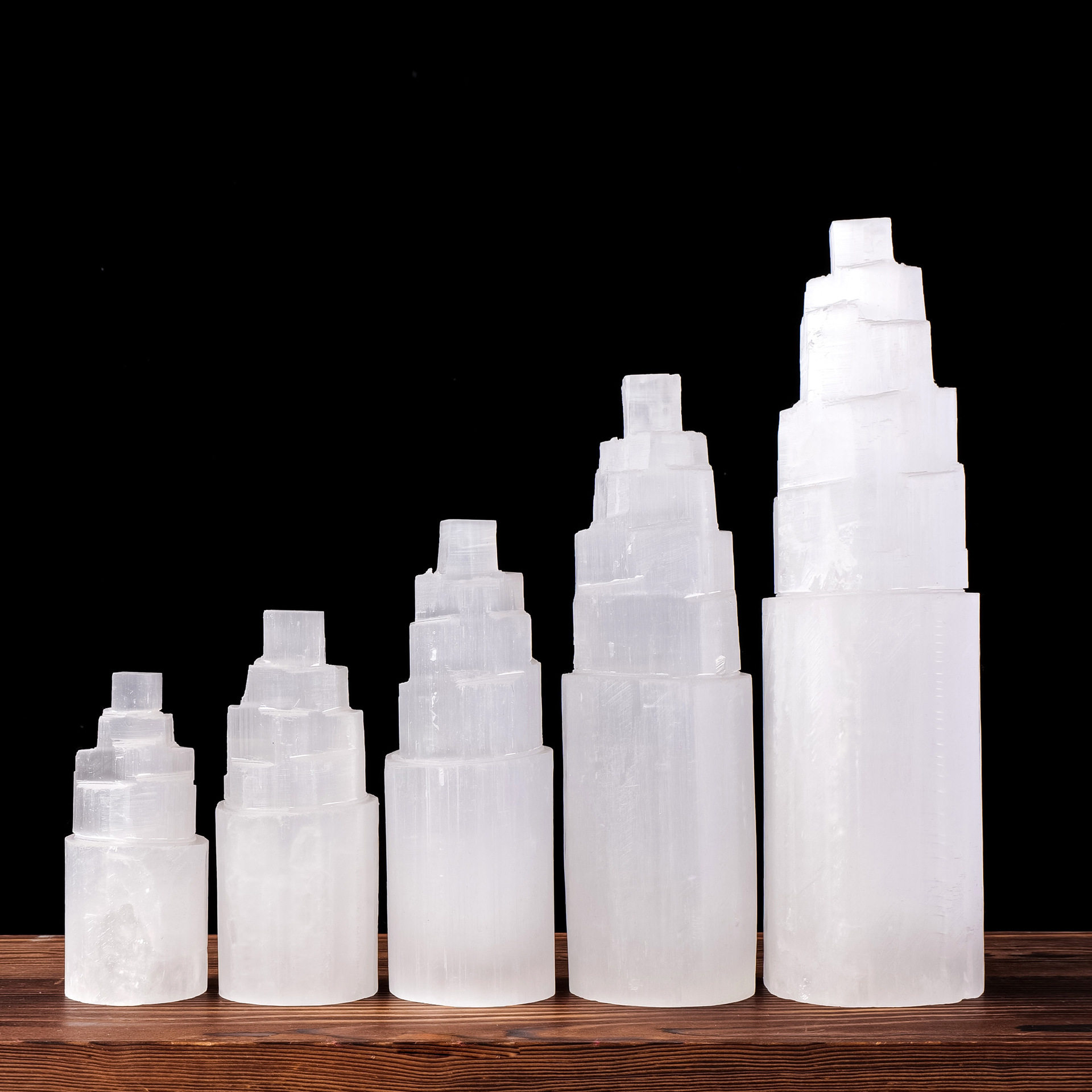 Gems of Light — Premium Selenite Pyramid