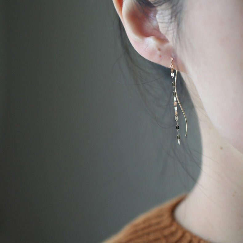 14K gold double-lip chain ear strings