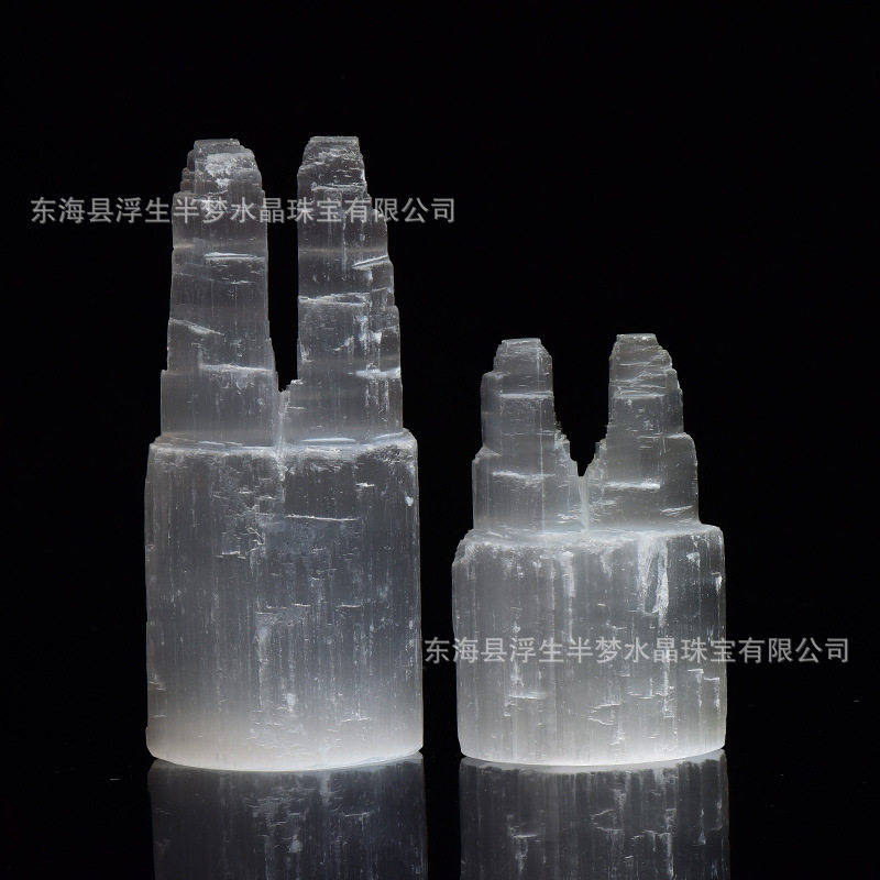 Gems of Light — Premium Selenite Pyramid