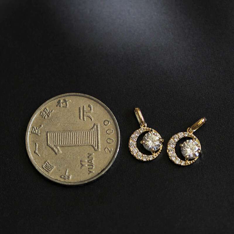 9K金  大锆钻月亮吊坠