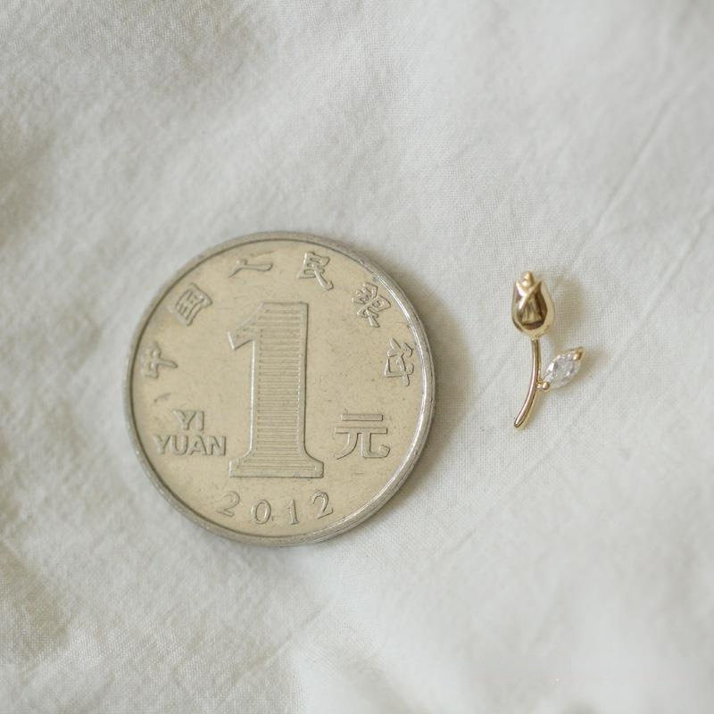 9K gold tulip pendant