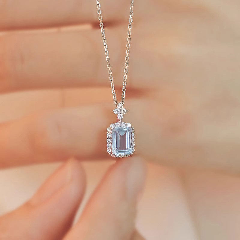 Luxury Aquamarine Necklace