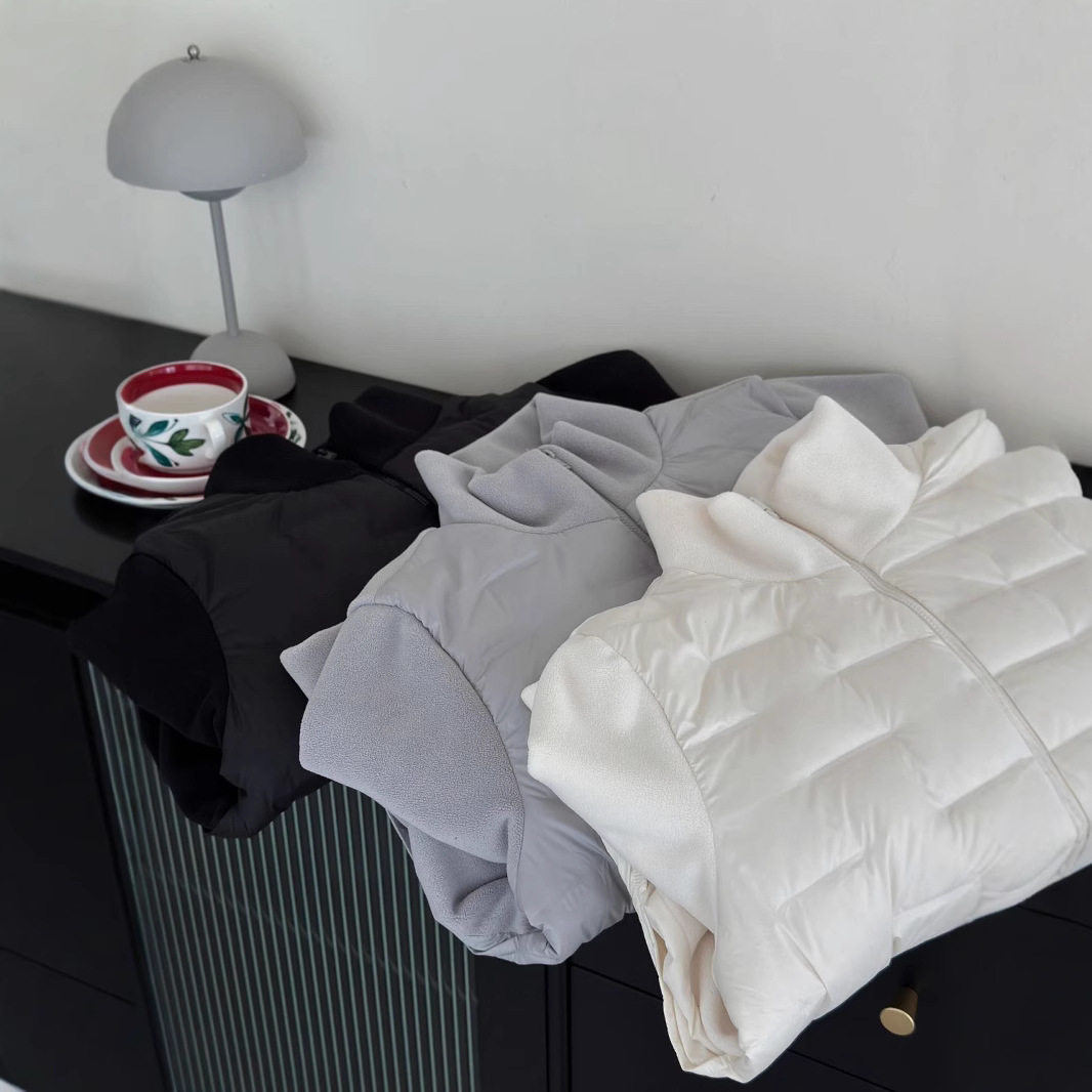 现货90%白鸭绒休闲绗格拼接摇粒绒立领双头拉链轻薄羽绒服女冬733