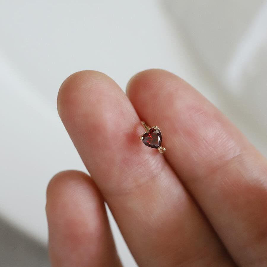 9K金 酒红爱心 耳骨扣
