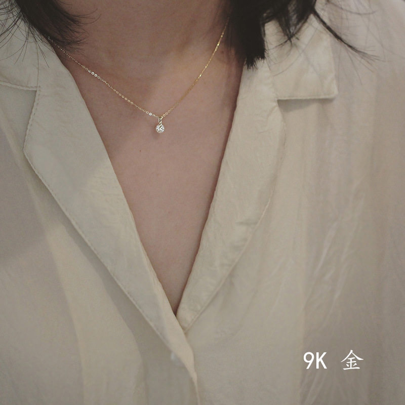 9K金 车花竖条单钻吊坠