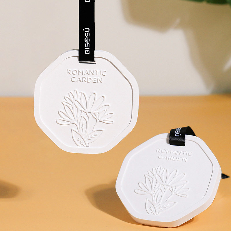 家居衣柜橱柜香挂车载香氛浪漫花园石膏香薰片植物精油熏香伴手礼