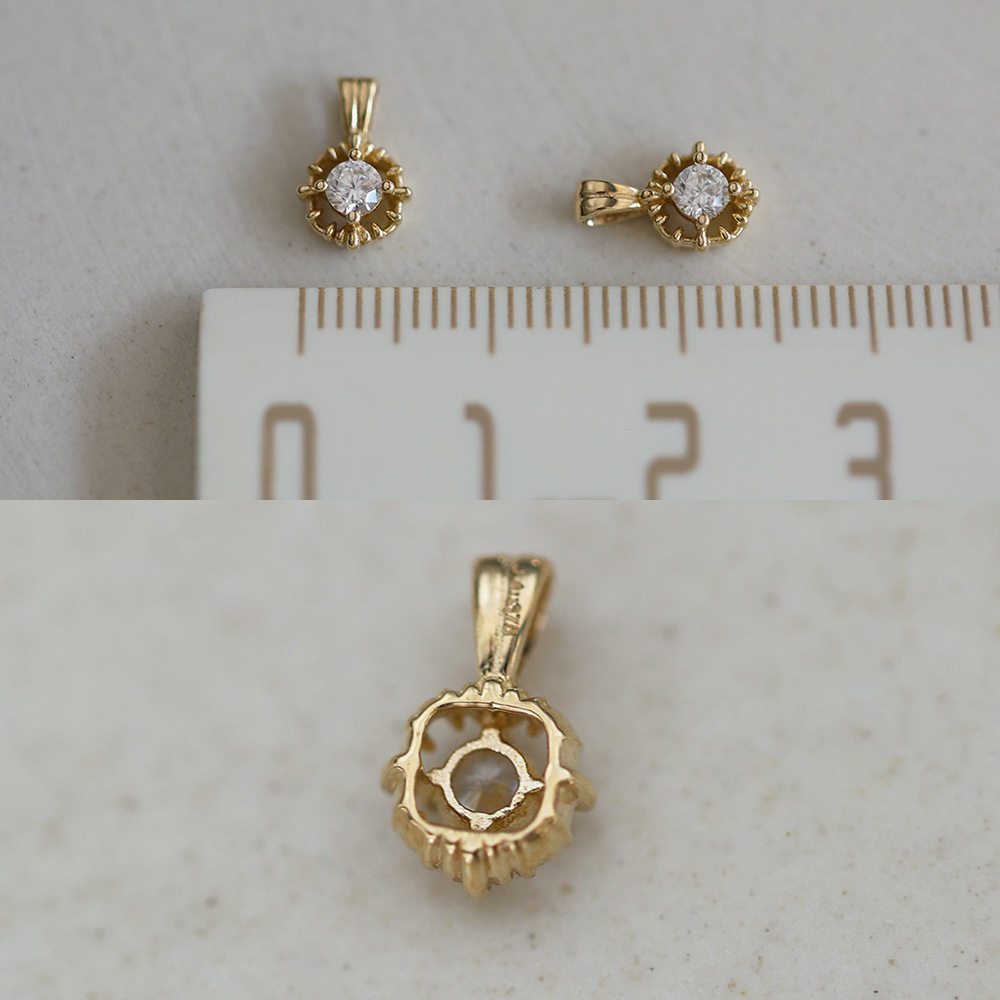 9K金 镂空设计小方块吊坠
