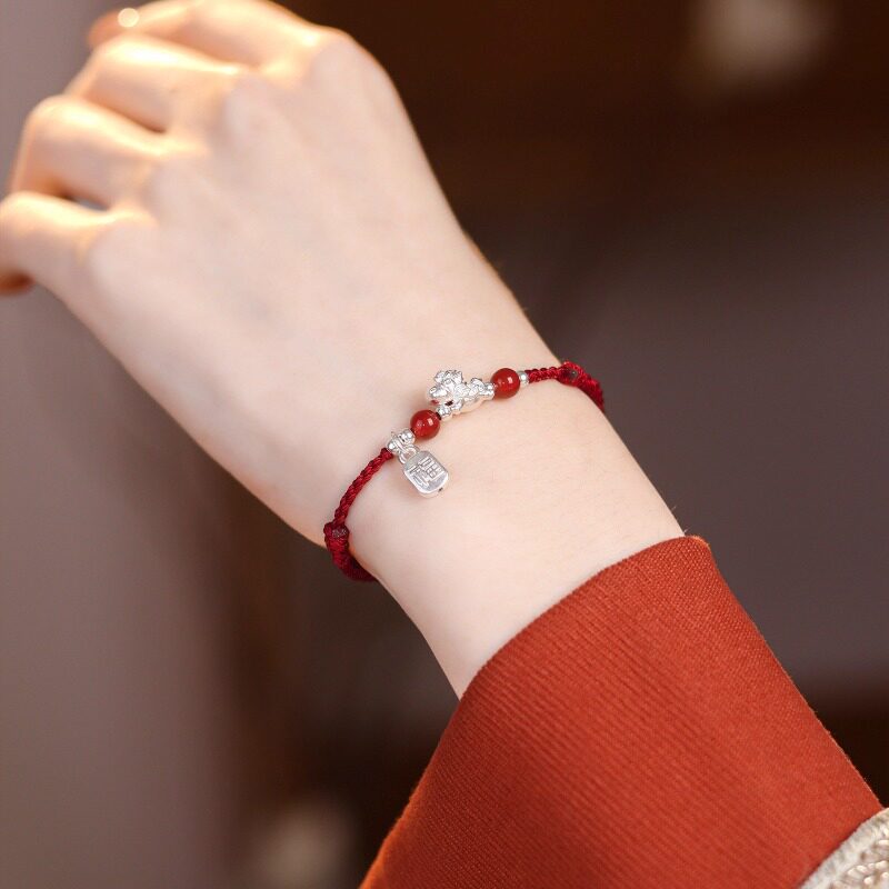 Nature's Art — Raw Carnelian Bracelet