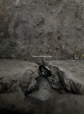 单颗镶嵌手工纹理闭口暗黑尾戒