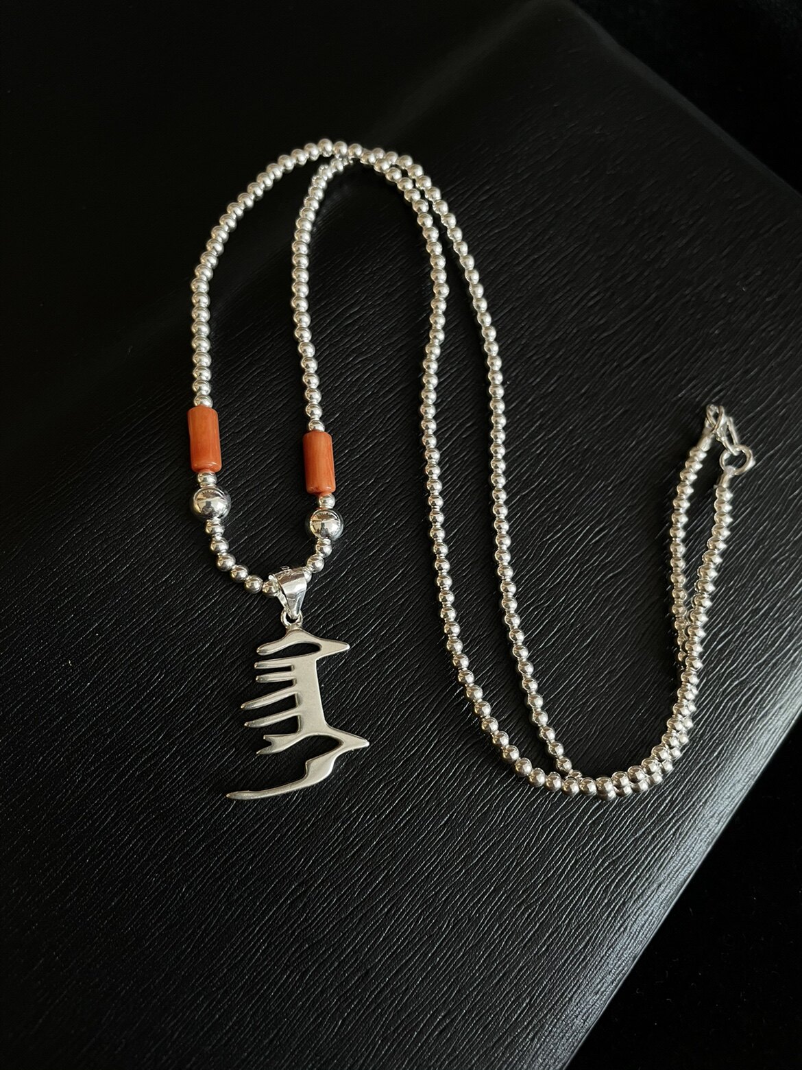 925纯银蒙文吊坠项链蒙古手工银饰艾斯银饰蒙族银珠项链蒙古情侣