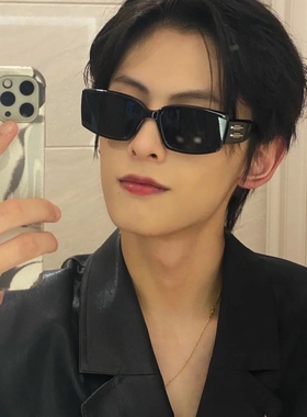 长框墨镜韩潮夜店蹦迪街拍赛博