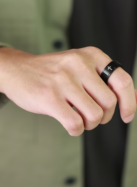 可转动十字架戒指男钛钢欧美超帅