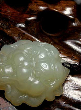 雨馨小筑保真岫玉生肖狮王吊坠虎挂件天然玉石狮子霸气挂坠6140