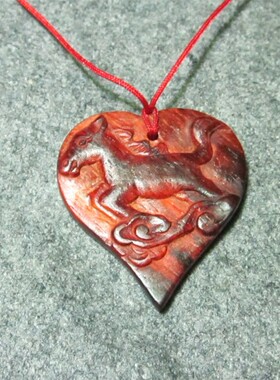 印度小叶紫檀生肖兔红木心形吊坠