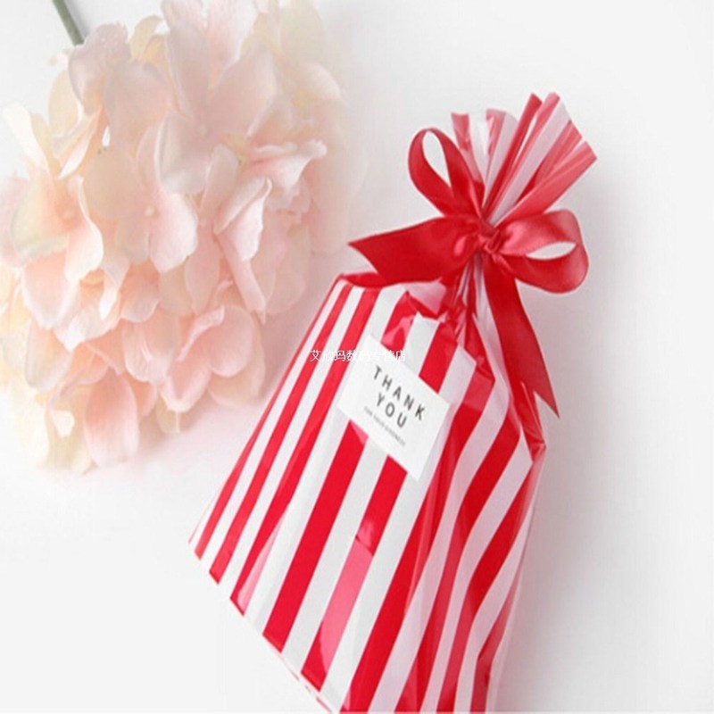 Best Sale Wedding Favors Cute Bow Tie Stripe Cookie Candy Gi - 图2