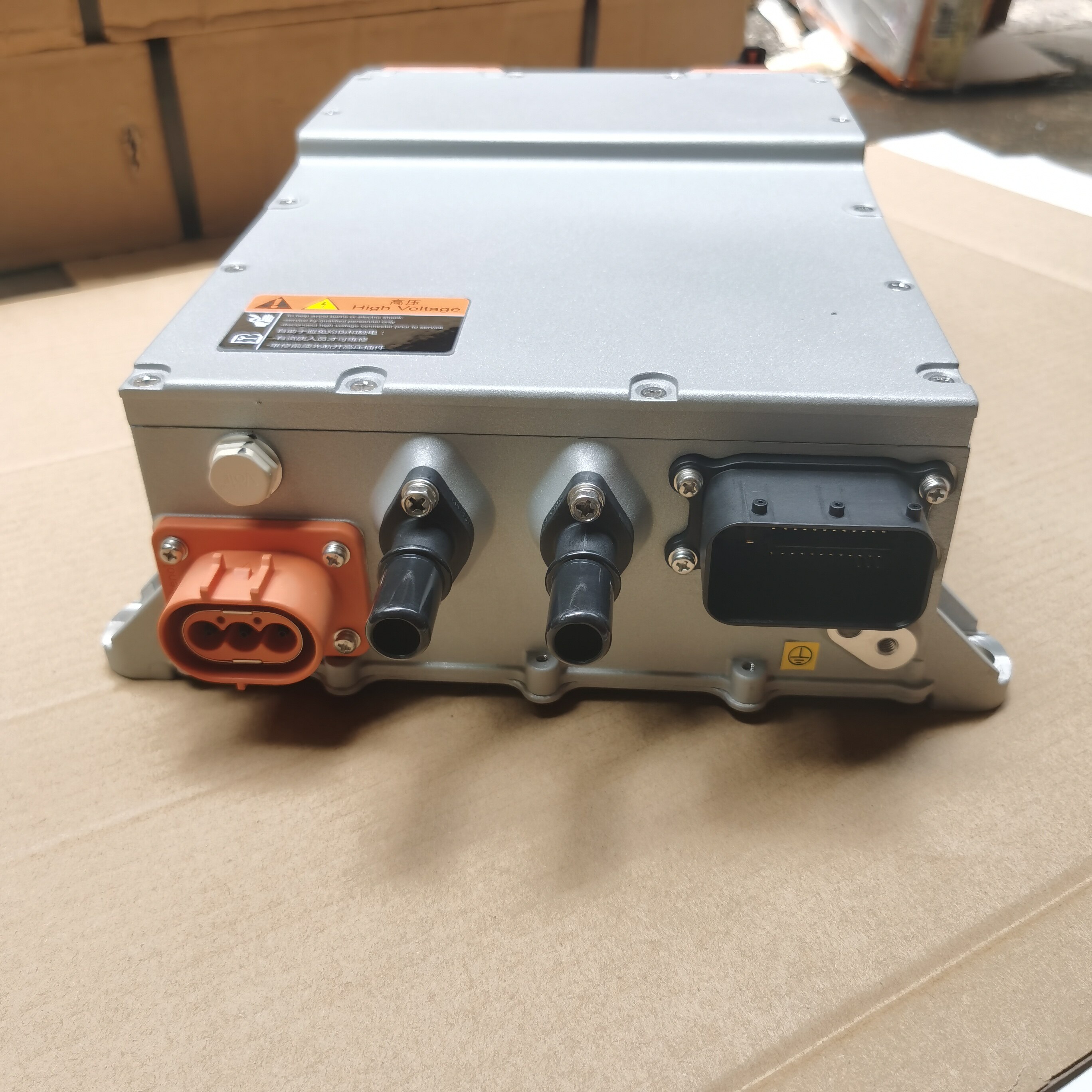 适用于吉利帝豪新能源ev350 ev450 ev500车载充电机总成慢充电器