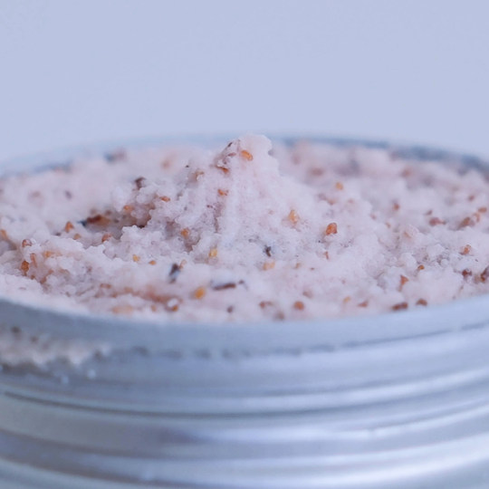 ●JY杂货●麻内 夏日清洁 草莓香 溜溜沁透磨砂膏100g