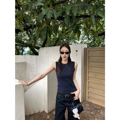 OPS LA MODE 9.21 20:00 露肤度适配藏青TANK背心 - 图0