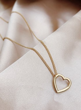 青岛非凡饰品 金色镂空爱心细项链女时尚简约个性百搭锁骨链项链