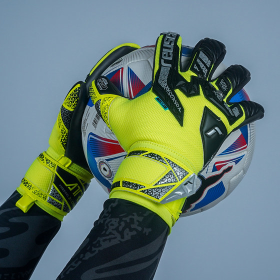 Reusch goalkeeper gloves world cup player endorsement