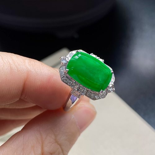 泗隆珠宝-天然A货翡翠马鞍戒指 18k金镶钻满绿戒指翡翠女款手饰 - 图0