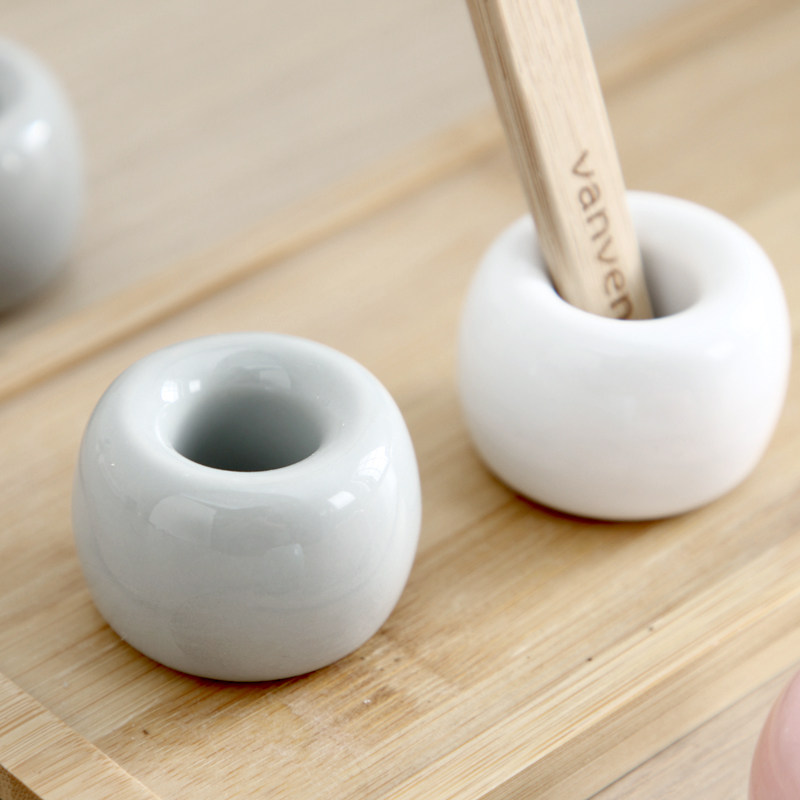 家用陶瓷牙刷座牙具座创意牙刷架情侣牙刷洗涑漱口杯置物瓷托座架,淘宝优惠券,粉丝福利购,淘宝优惠卷