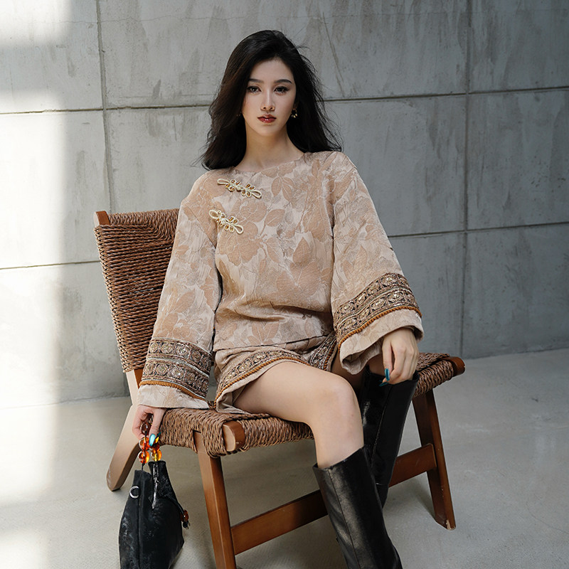 澄渔高定【云霓惊鸿】新中式S级古法真丝云锦手工刺绣盘扣套装,淘宝优惠券,粉丝福利购,淘宝优惠卷