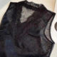 French lace temperament inner suspender back pure lust sexy v-neck lace bottoming shirt women's heart top 2025 spring