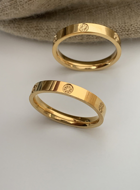 鱼丁秘密 不掉色金色米字设计感戒指时尚休闲气质百搭情侣戒指135