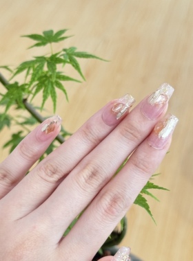 手工穿戴甲片高级感夏季粉色短款美甲贴可拆卸金色甜美少女假指甲